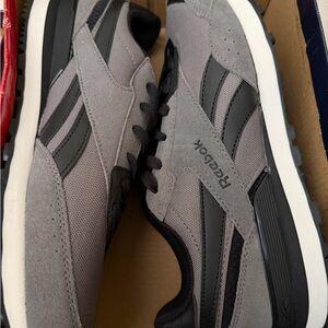 Reebok Men Shoes Brand New Size 9.5